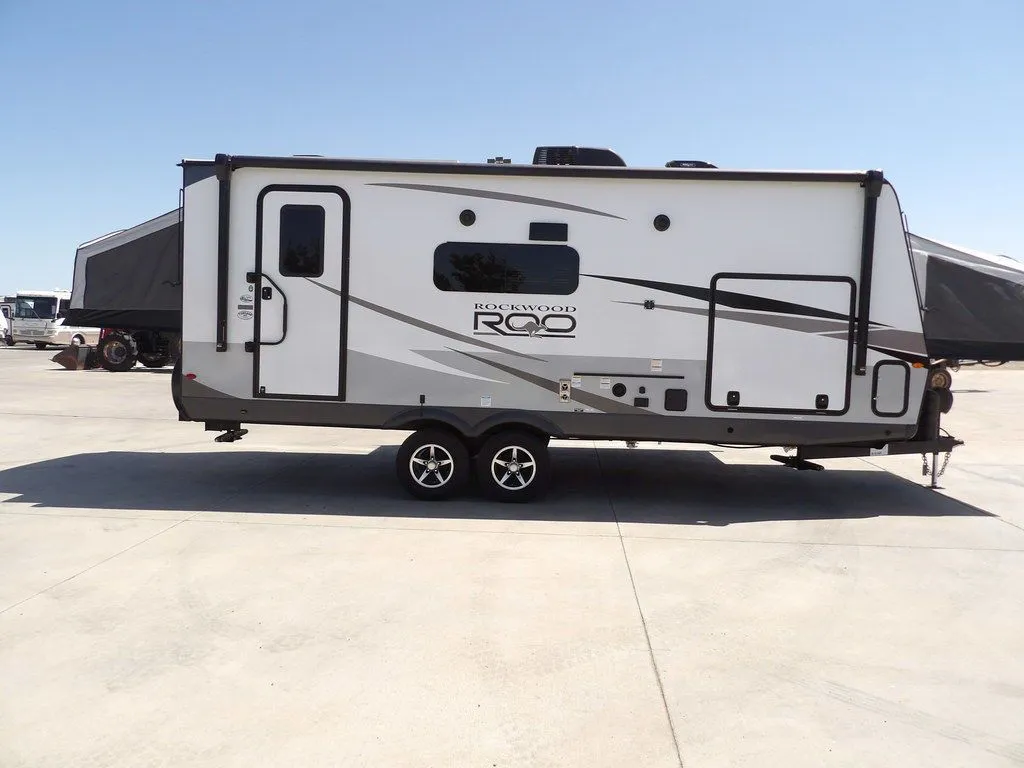 2023 Forest River Rockwood Roo Expandable Hybrid 235S