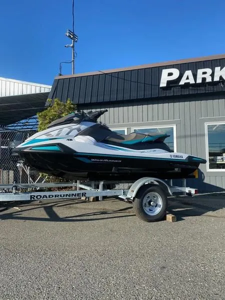 2023 Yamaha Waverunners VX Deluxe in Nanaimo, BC