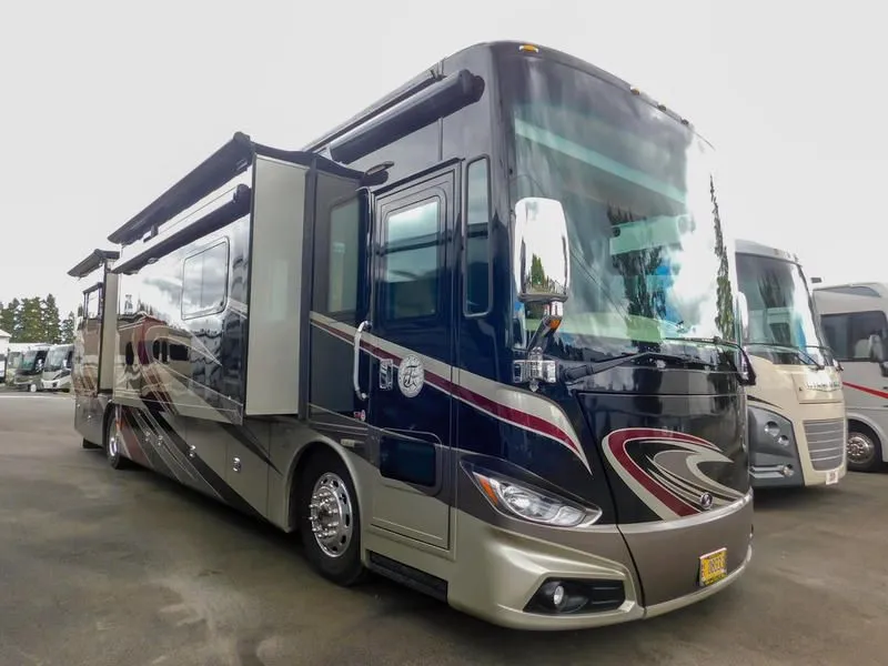 2015 Tiffin Motorhomes Phaeton 40 QBH