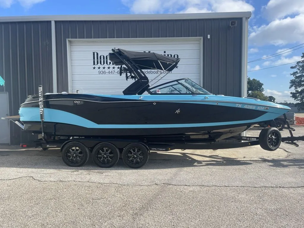 2022 MasterCraft X26