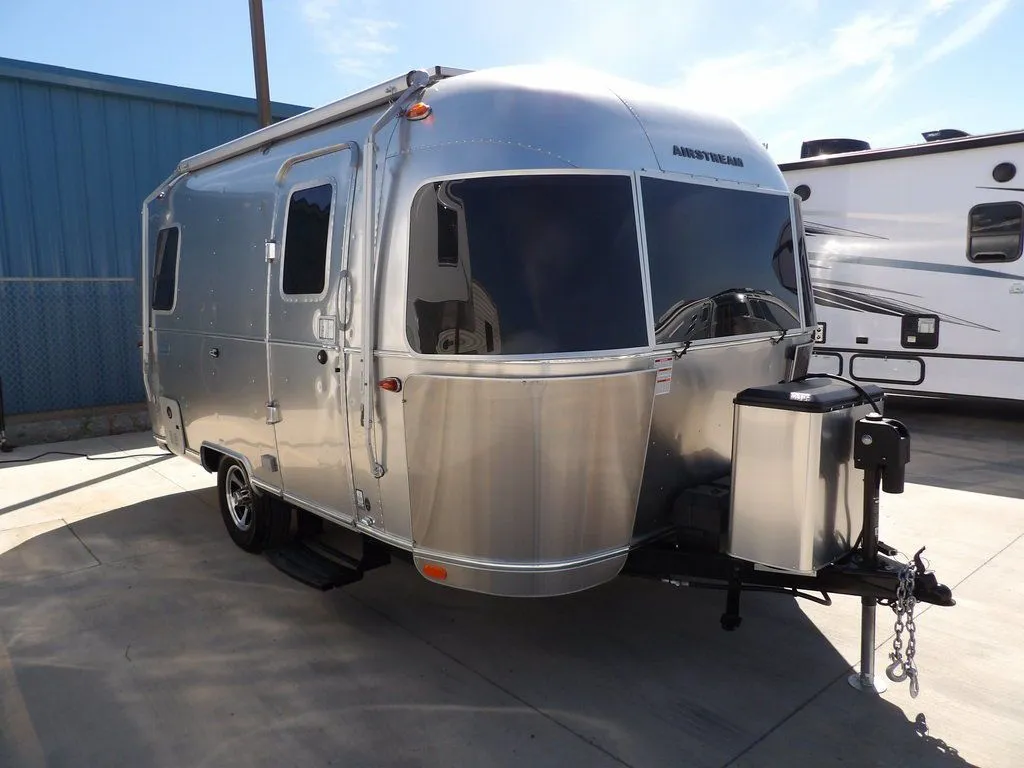 2022 Airstream Bambi 19CB