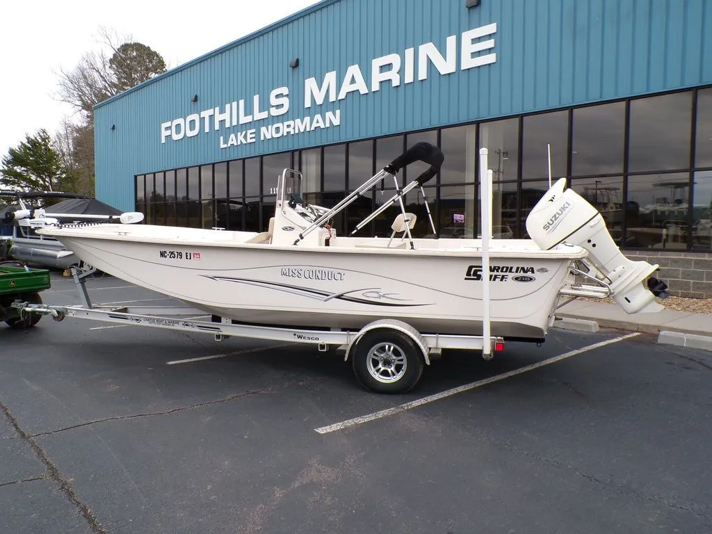 2018 Carolina Skiff 218 DLV