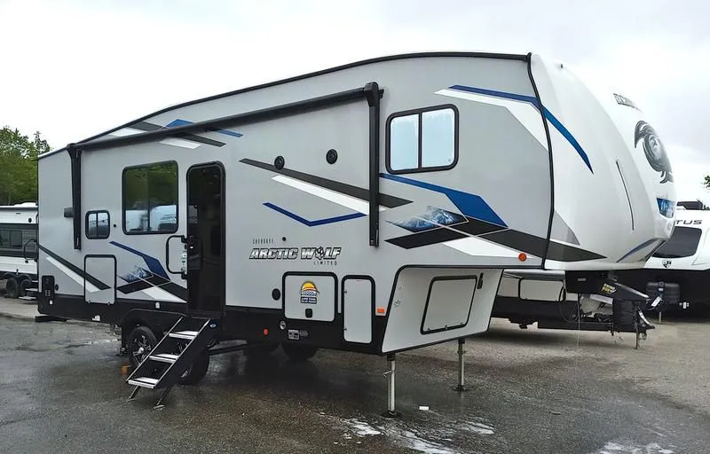 2023 Forest River RV  Cherokee Arctic Wolf 261RK