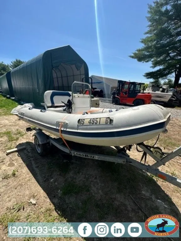 2014 Mercury Bay Runner