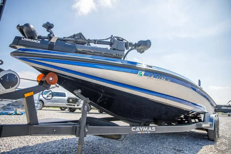 2021 Caymas Boats CX 21