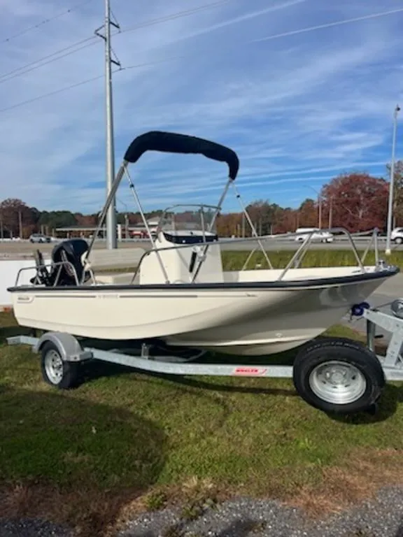 2024 Boston Whaler 150 Montauk