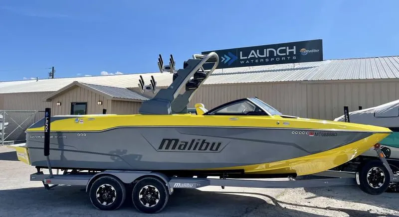 2019 Malibu Boats 25 LSV in Kalispell, MT