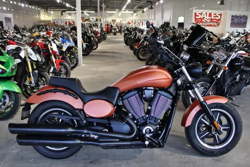 2013 Victory Motorcycles Judge Suede Nuclear Sunset