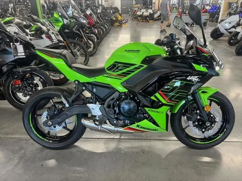 2024 Kawasaki Ninja 650 KRT Edition ABS