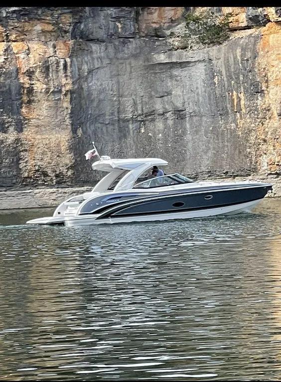 2023 Formula Boats 350 Crossover Bowrider in Austin, TX