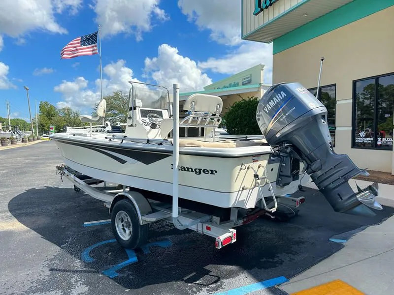 2011 Ranger 220 BAHIA SPORT FISHERMAN