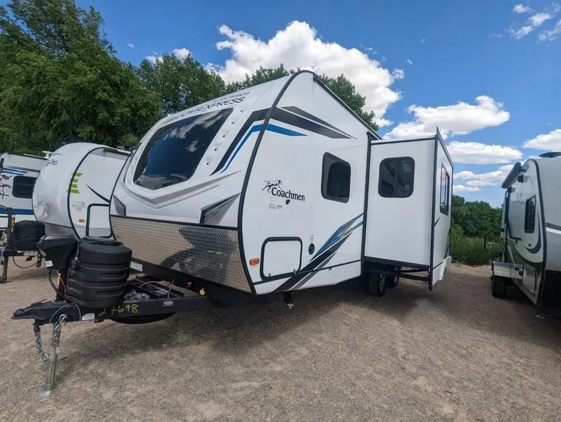 2023 Coachmen Freedom Express Ultra Lite 257BHS