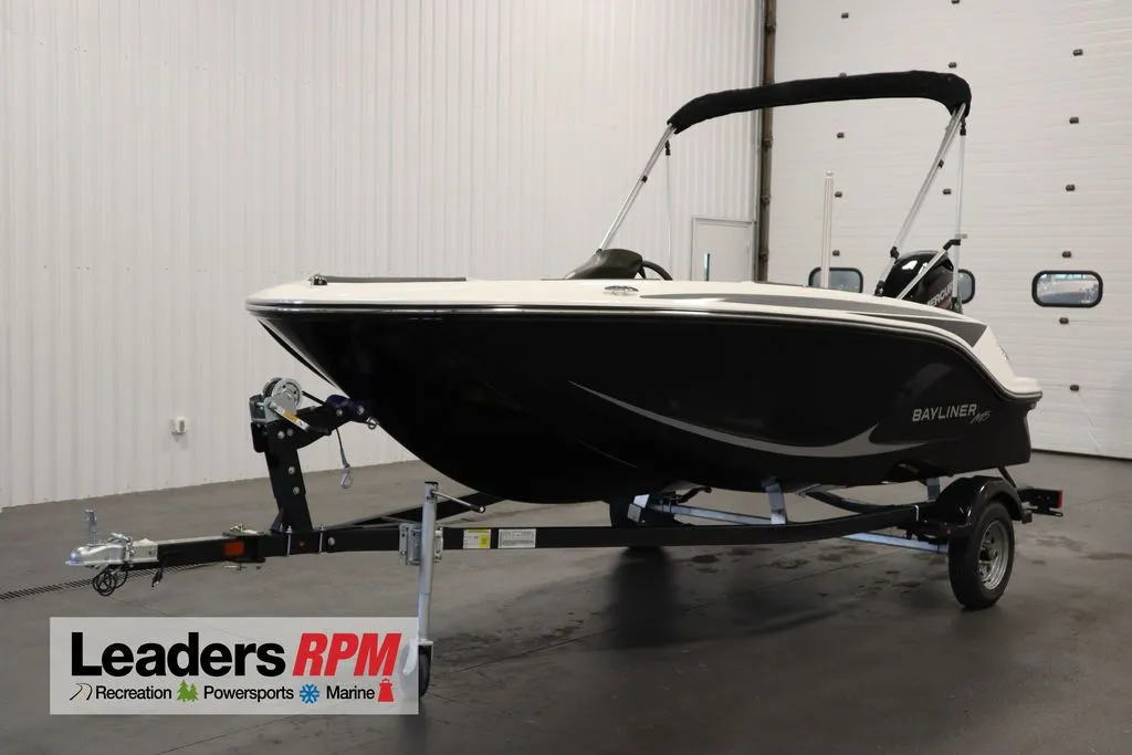 2024 Bayliner M15 Element MX Comfort