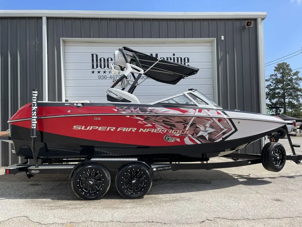 2014 Nautique G21