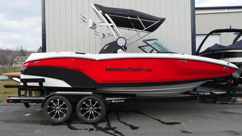 2022 MasterCraft NXT20