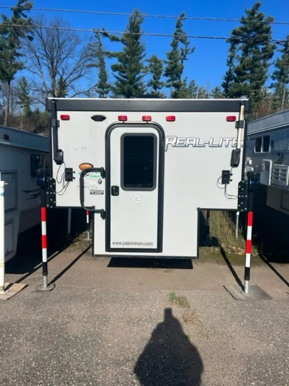 2021 Palomino Real-Lite Truck Camper Soft Side SS-1604