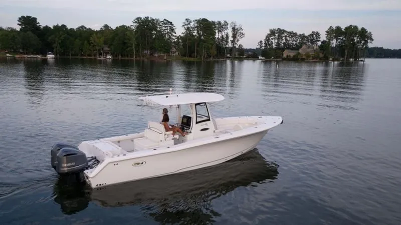 2024 Sea Hunt Gamefish 30 with Forward Seating