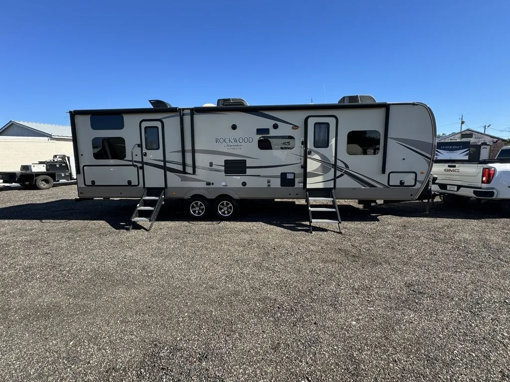 2018 Forest River Rockwood Signature Ultra Lite 8311WS