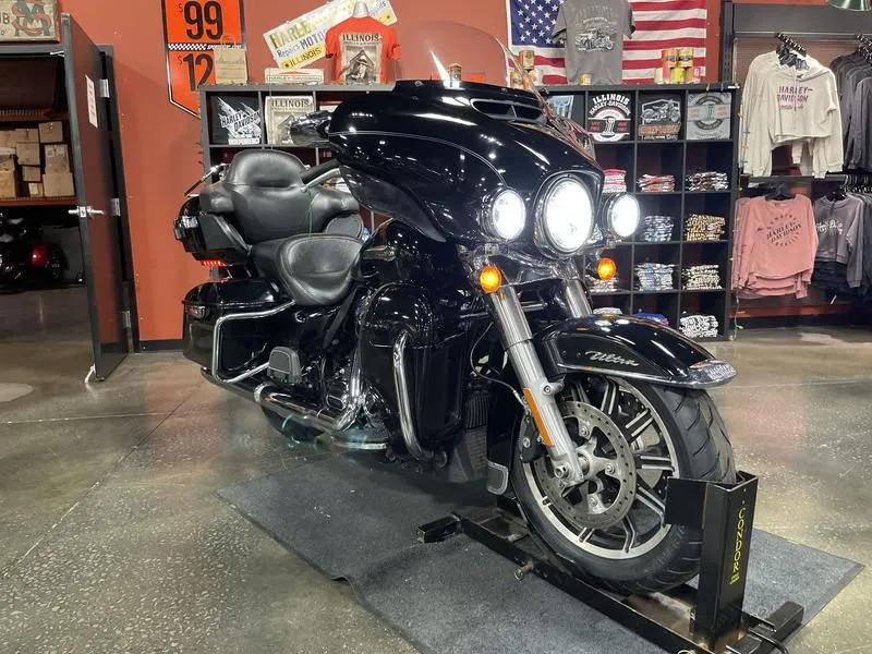 2019 Harley-Davidson FLHTCU - Electra Glide Ultra Classic