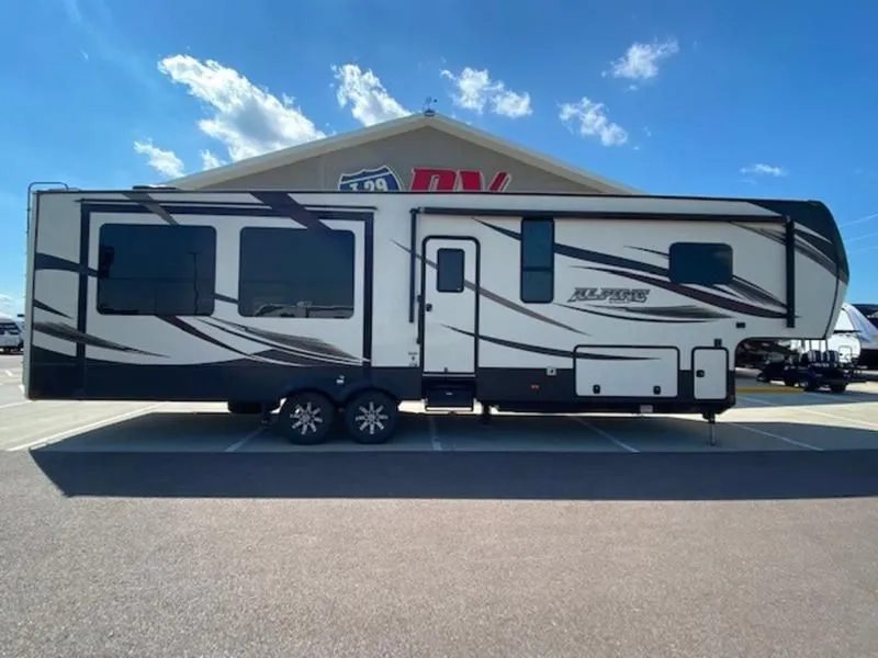 2016 Keystone RV Alpine 3510RE/3511RE