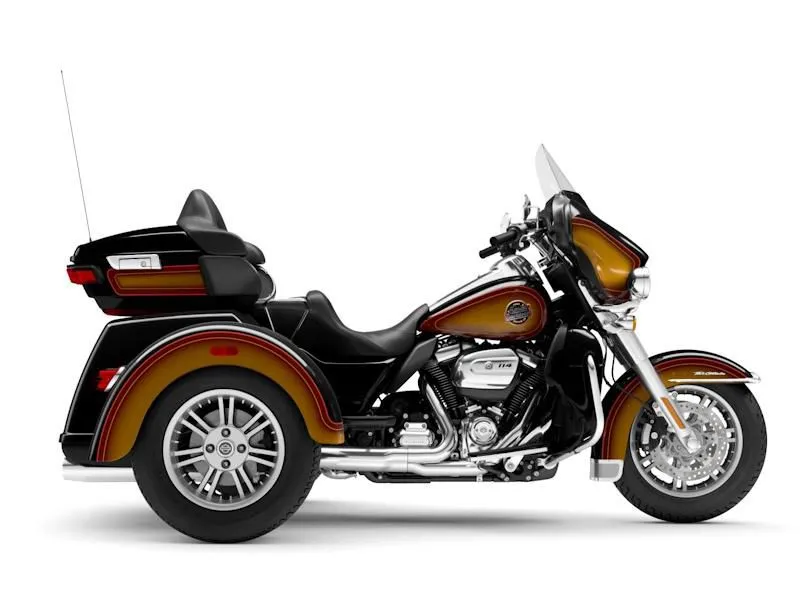 2024 Harley-Davidson FLHTCUTG - Tri Glide Ultra