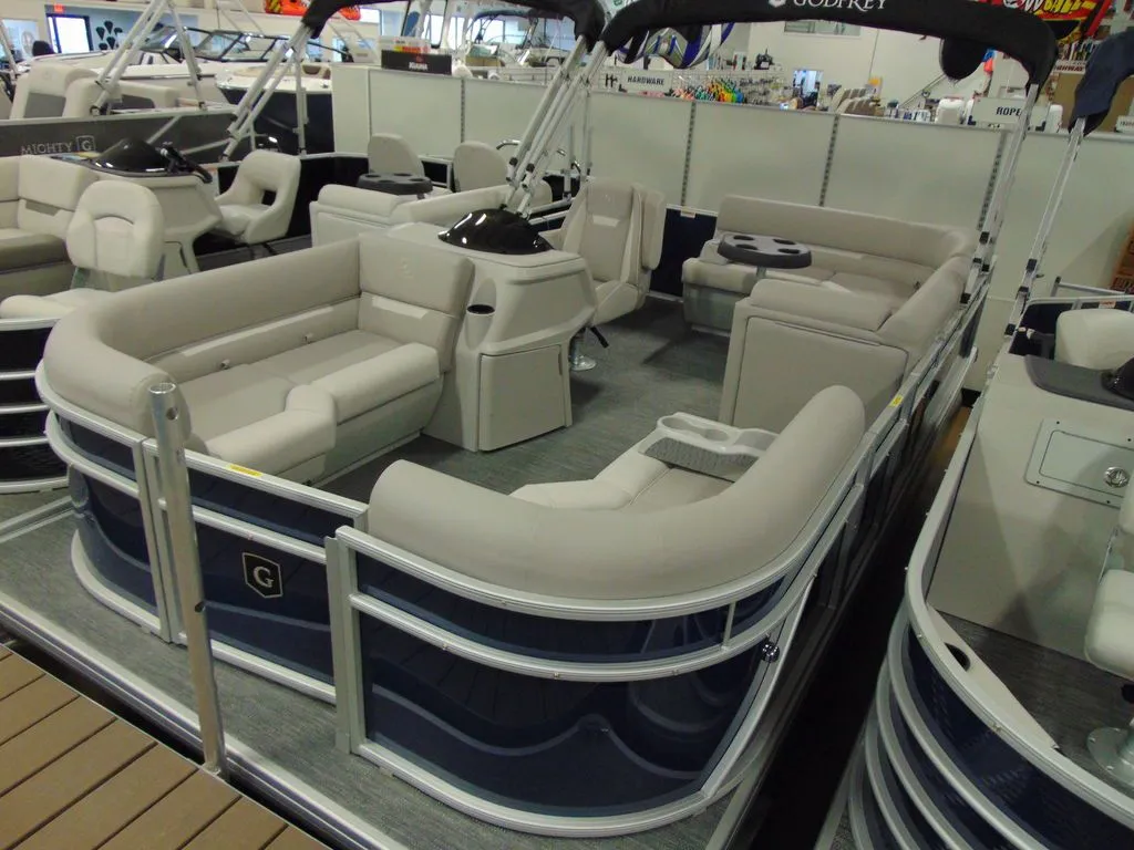 2024 Godfrey Pontoons Xperience 1680 CX 25 in. Package