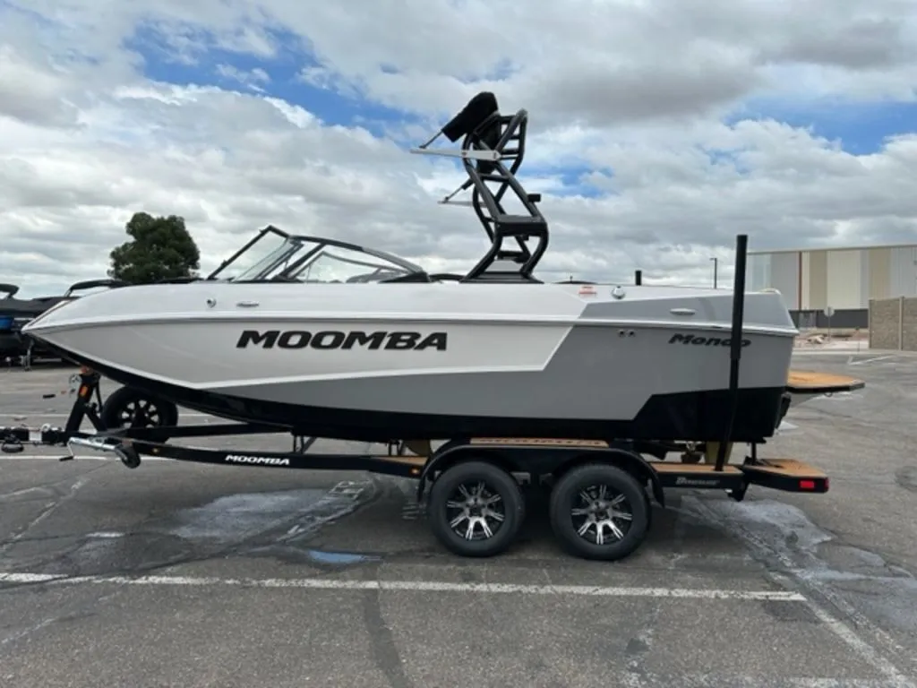 2023 Moomba Mondo