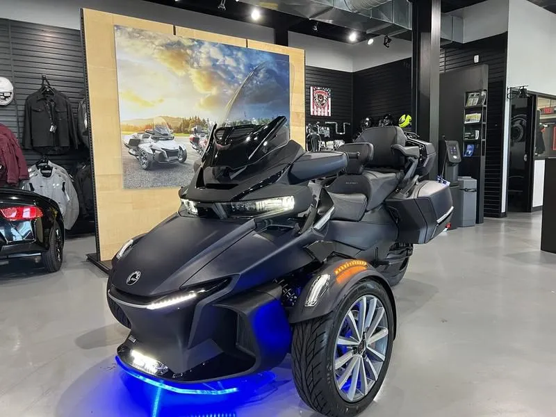 2022 Can-Am Spyder RT Sea-To-Sky - Mystery Blue