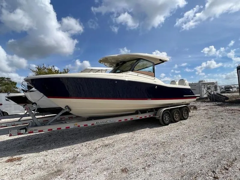 2023 Chris Craft Calypso 32