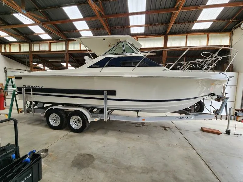 1996 Skipjack 25 Sport Cruiser