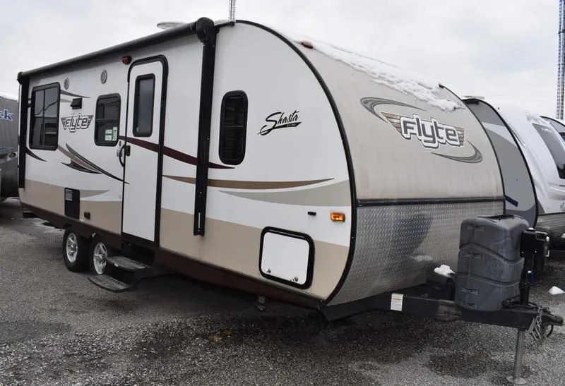 2015 Shasta Flyte 215CK