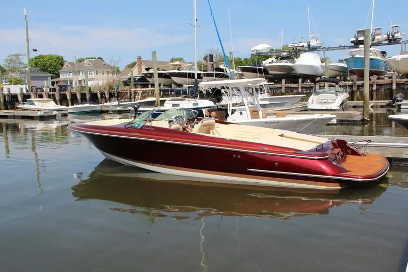 2012 Chris Craft Launch 28 in Clinton, CT
