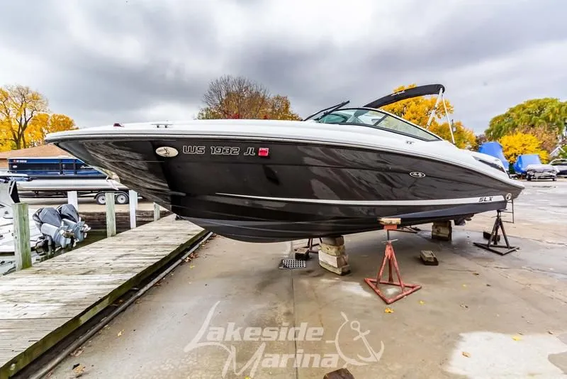 2016 Sea Ray 250 SLX