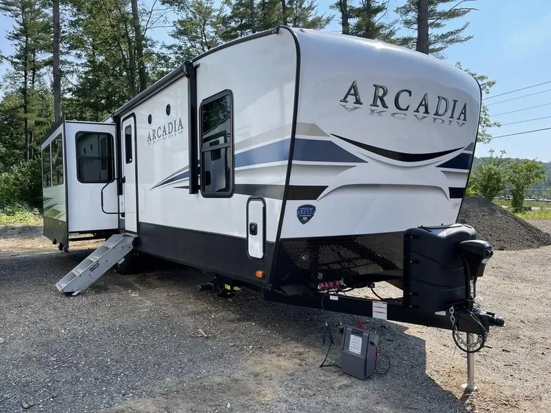 2022 Keystone RV  Arcadia 370RL