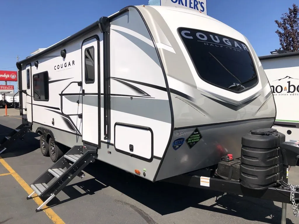 2024 Keystone RV Cougar Half-Ton 24SABWE