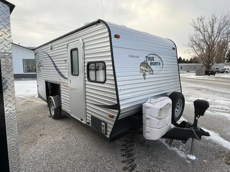 2014 Forest River Wildwood True North Ice Lodge T8X16FK