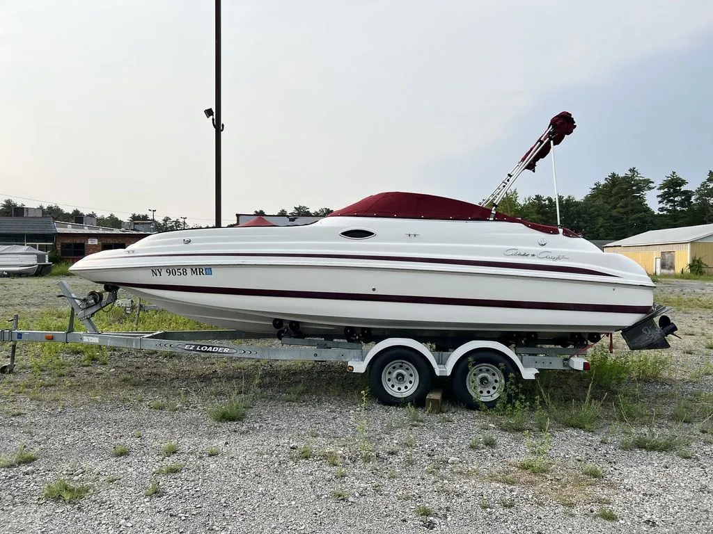 1999 Chris Craft 230 deck boat 