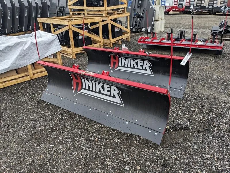  Hiniker  270 7’ Quick Attach Hydraulic Angle Snow Plow