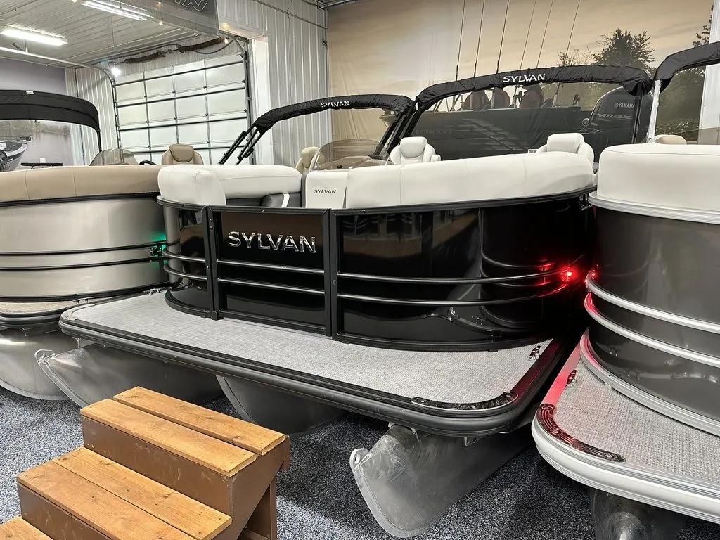 2024 Sylvan X1 LZ Tritoon - Yamaha VF115hp - Layaway Program Going On Now!