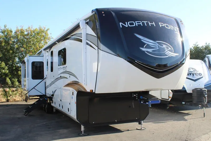 2024 Jayco NORTH POINT North Point 387FBTS