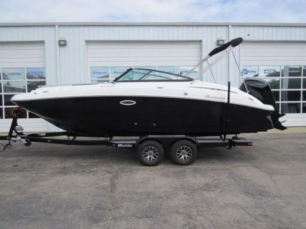 2023 Hurricane SUNDECK 2400 OB