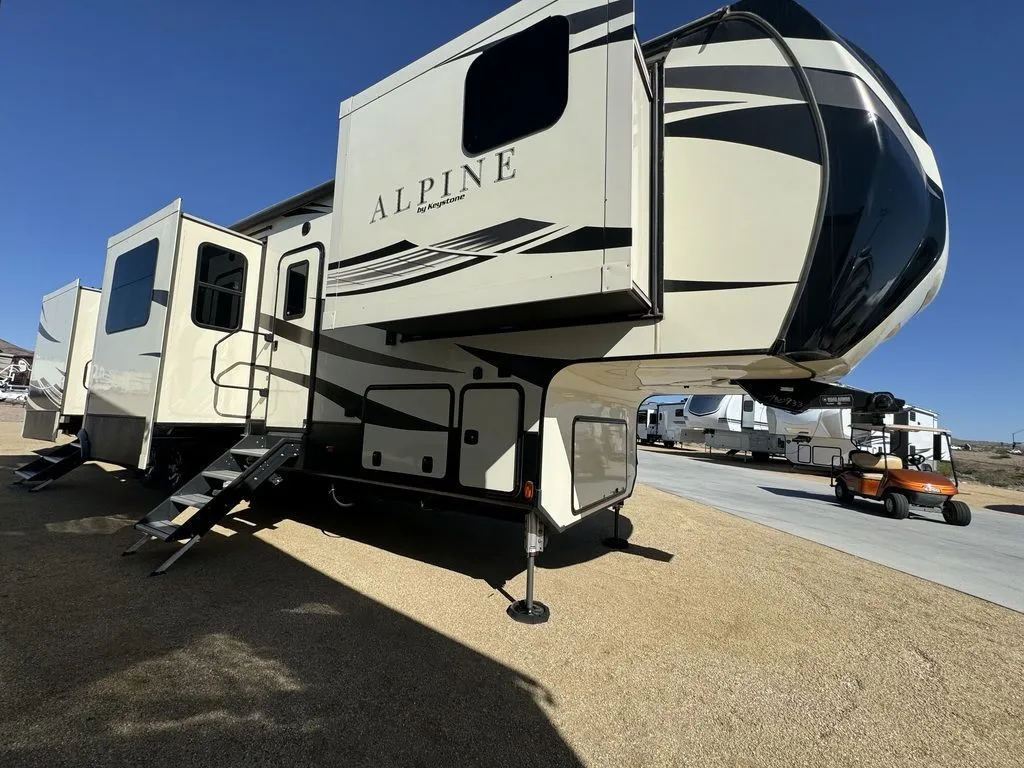 2019 Keystone RV Alpine 3800FK