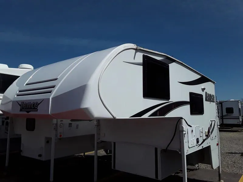 2019 Lance Truck Campers 650