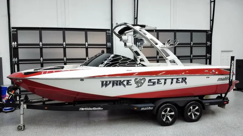 2013 Malibu Boats Wakesetter 23 LSV