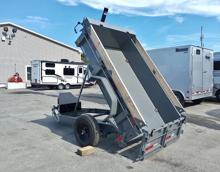 2023 Diamond C  5x8 Hydraulic Dump Trailer w/3-Way Spreader Gate, Tarp Kit
