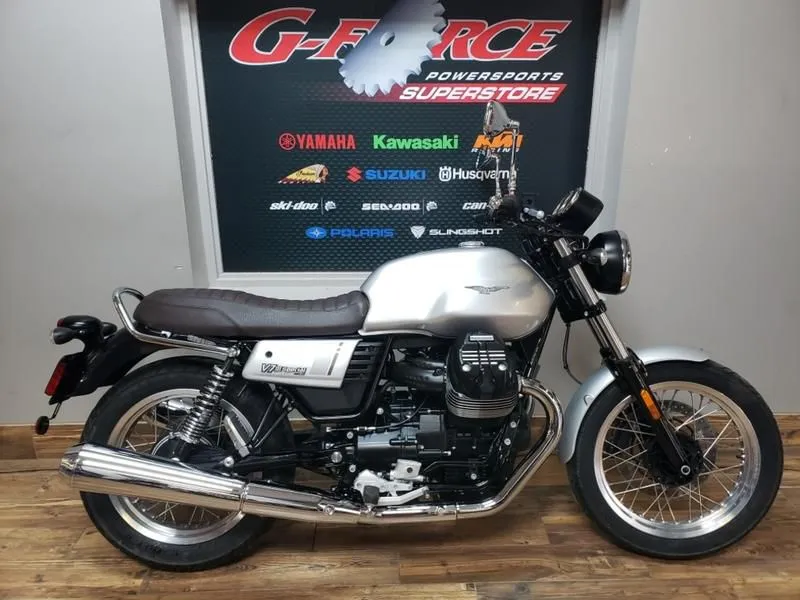 2019 Moto Guzzi V7 III Special
