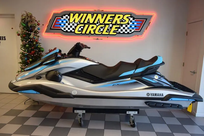 2024 Yamaha Waverunners FX Cruiser HO