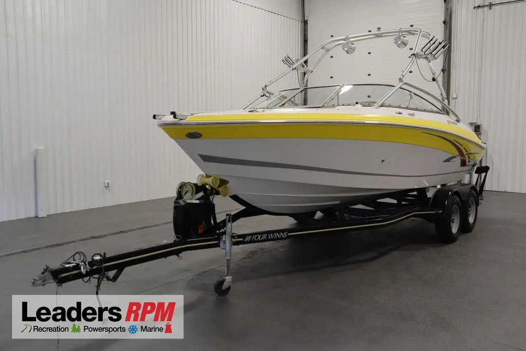 2007 Four Winns 210 SS HORIZON in Kalamazoo, MI