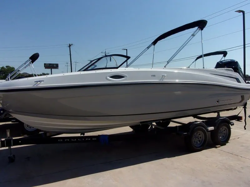 2023 Bayliner VR6 Bowrider - Outboard