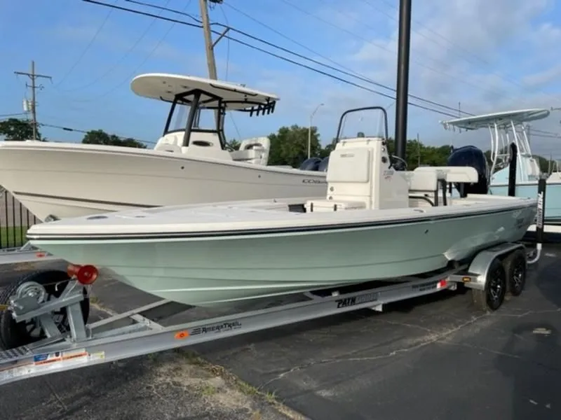 2024 Pathfinder Boats 2300 HPS